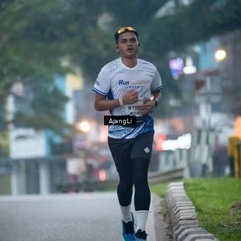 Runner Photo 8978335