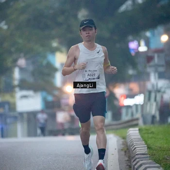 Runner Photo 8978345