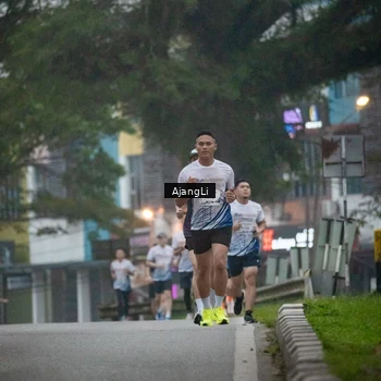 Runner Photo 8978361