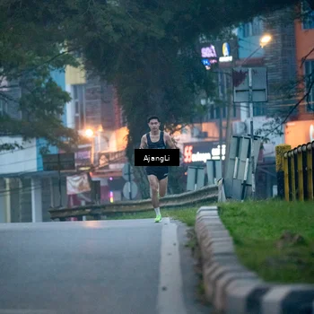 Runner Photo 8978370