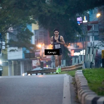 Runner Photo 8978382