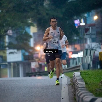 Runner Photo 8978390