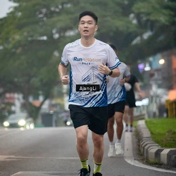 Runner Photo 8978391