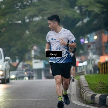 Runner Photo 8978396