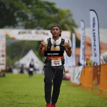 Runner Photo 8978403