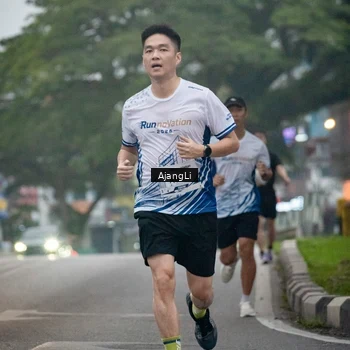 Runner Photo 8978413