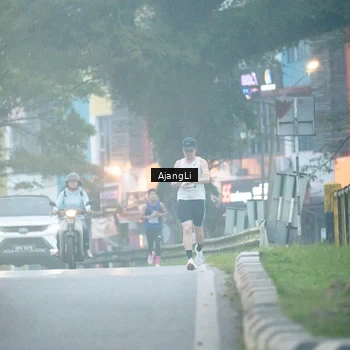 Runner Photo 8978415