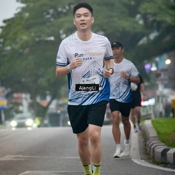 Runner Photo 8978416