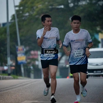 Runner Photo 8978419