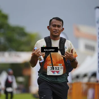 Runner Photo 8978431
