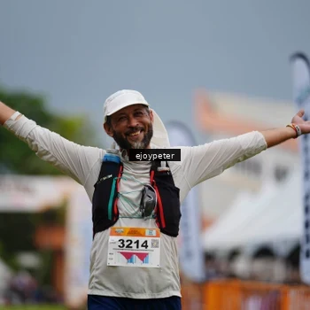 Runner Photo 8978453
