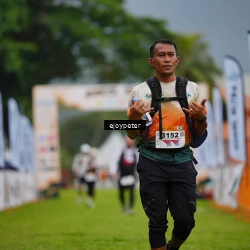 Runner Photo 8978455