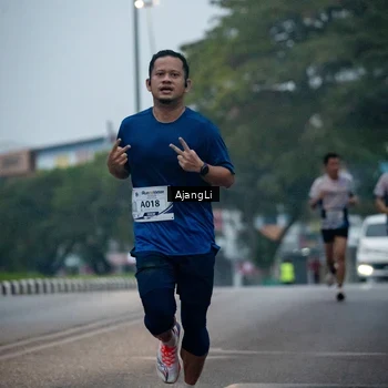 Runner Photo 8978458