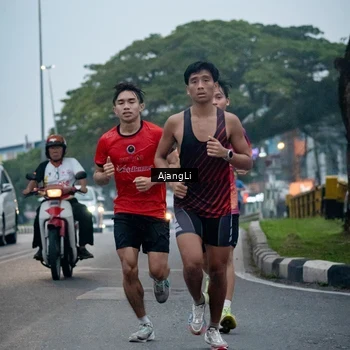 Runner Photo 8978477