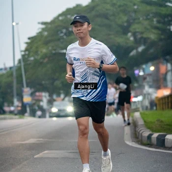 Runner Photo 8978484