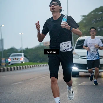Runner Photo 8978545