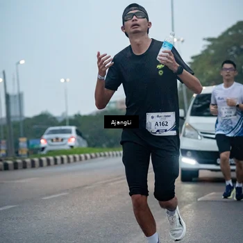 Runner Photo 8978553