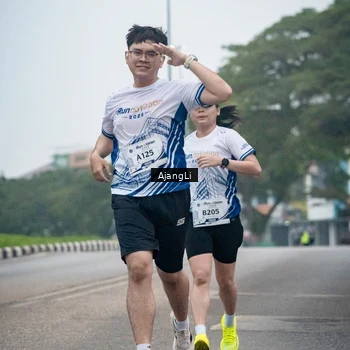 Runner Photo 8978568