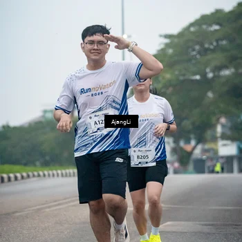 Runner Photo 8978569