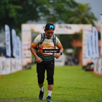 Runner Photo 8978575