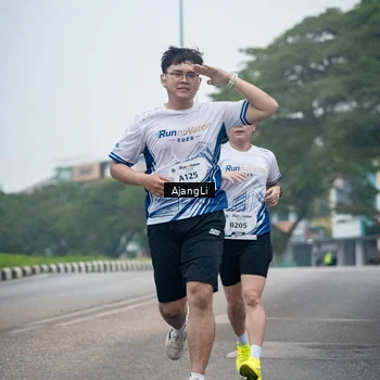 Runner Photo 8978578