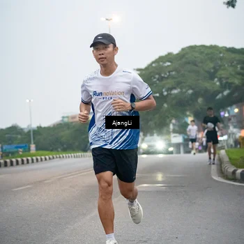 Runner Photo 8978596