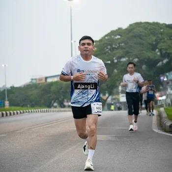 Runner Photo 8978613