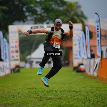 Runner Photo 8978617