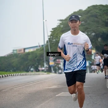 Runner Photo 8978633