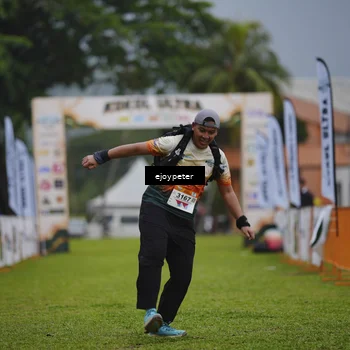 Runner Photo 8978637