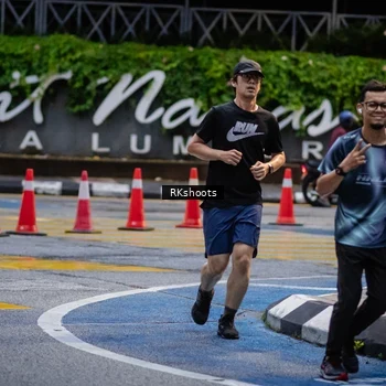 Runner Photo 8978687