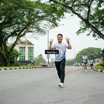 Runner Photo 8978716
