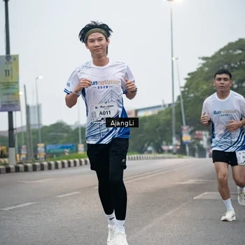 Runner Photo 8978729
