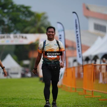 Runner Photo 8978733