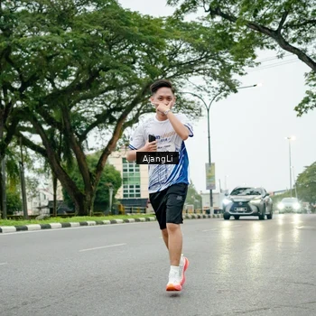 Runner Photo 8978741