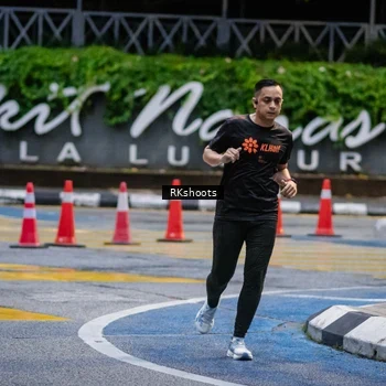 Runner Photo 8978743