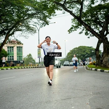 Runner Photo 8978760