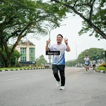 Runner Photo 8978765