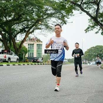 Runner Photo 8978789