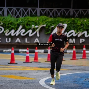 Runner Photo 8978795