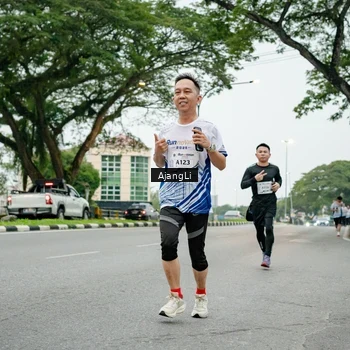 Runner Photo 8978800