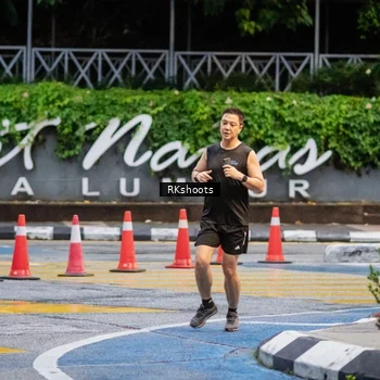 Runner Photo 8978802