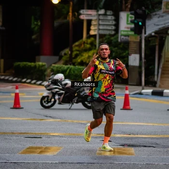 Runner Photo 8978835