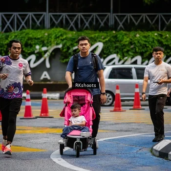 Runner Photo 8978854