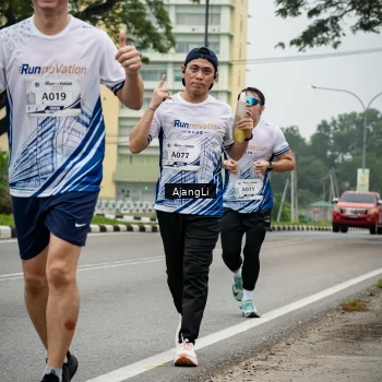 Runner Photo 8978858