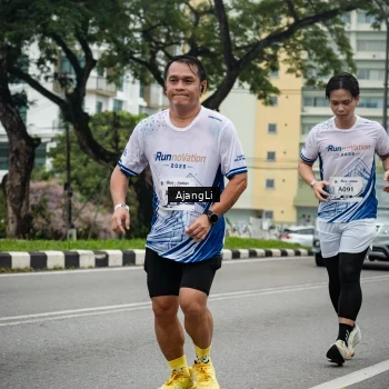 Runner Photo 8978864