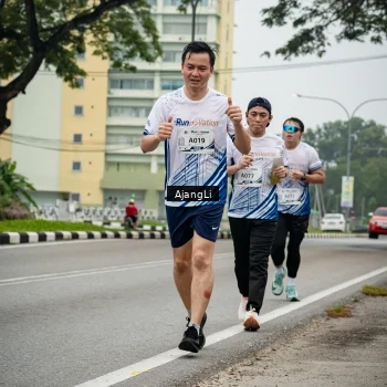 Runner Photo 8978870