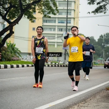 Runner Photo 8978885
