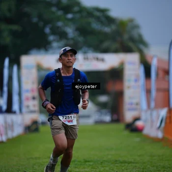 Runner Photo 8978951