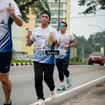 Runner Photo 8978959